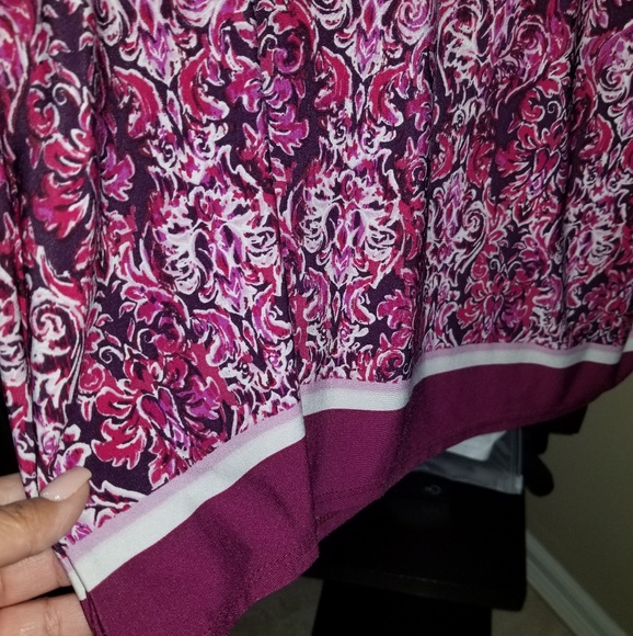 Dress Barn -Ladies Blouse - Picture 4 of 6